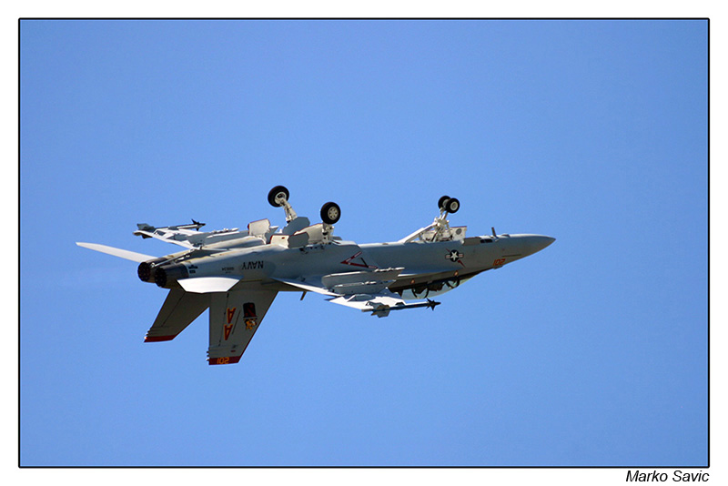 F18-06.jpg