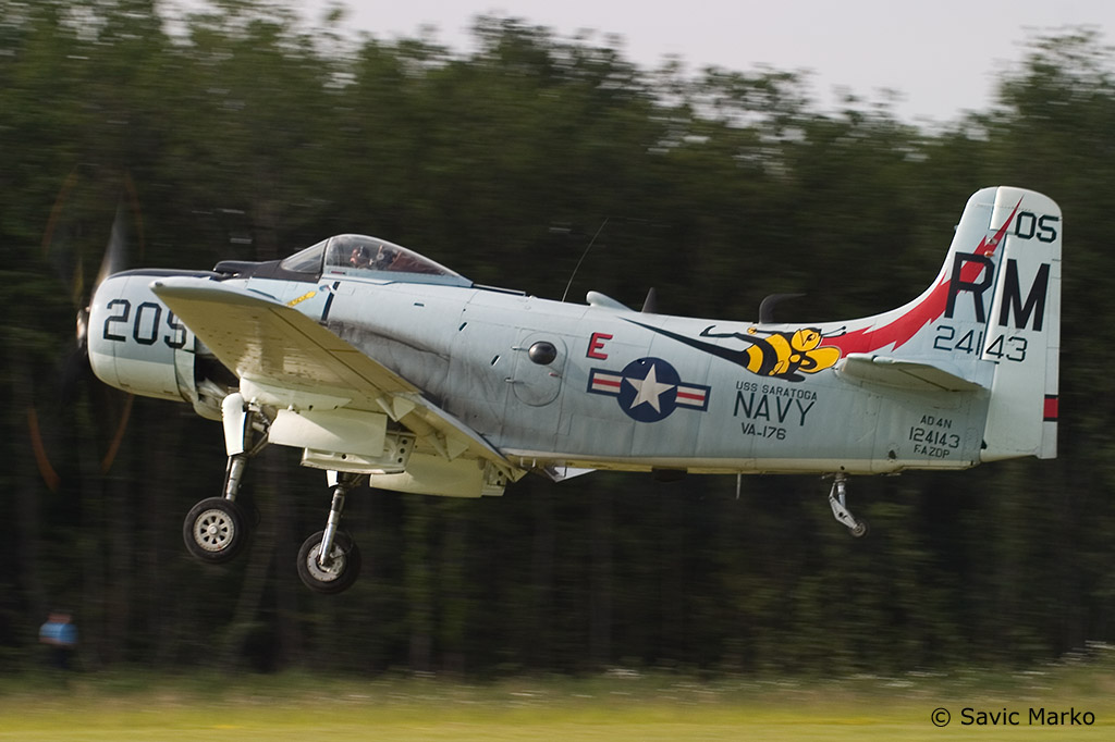 a1-02.jpg