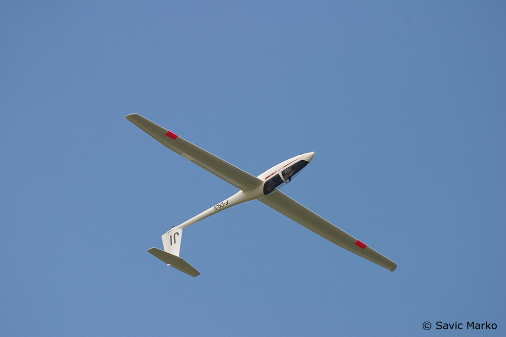 elan-01.jpg