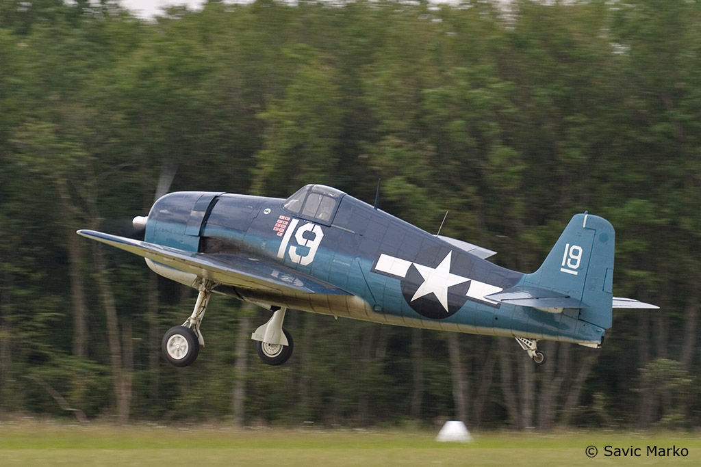hellcat-02.jpg