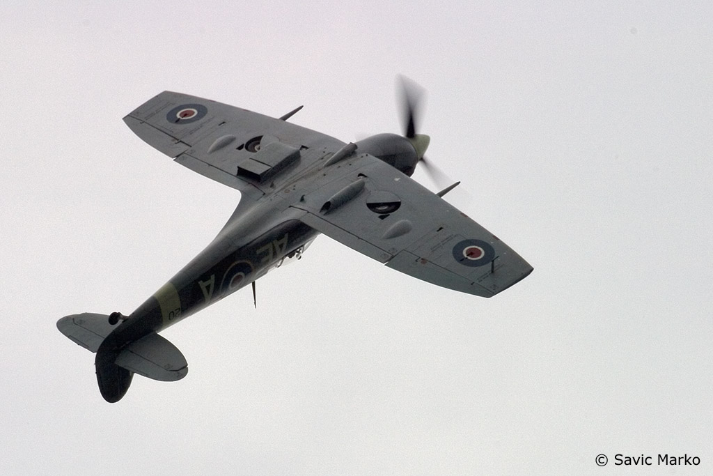 spitfireV-09.jpg