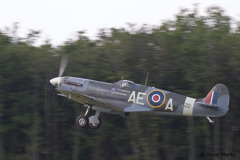 spitfireV-11.jpg